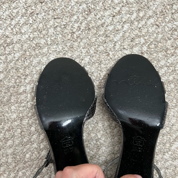 Nina strappy metal gray silver black heels size 10 - Picture 7 of 7